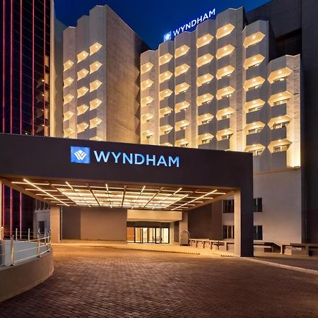 Отель Wyndham Бухара Экстерьер фото