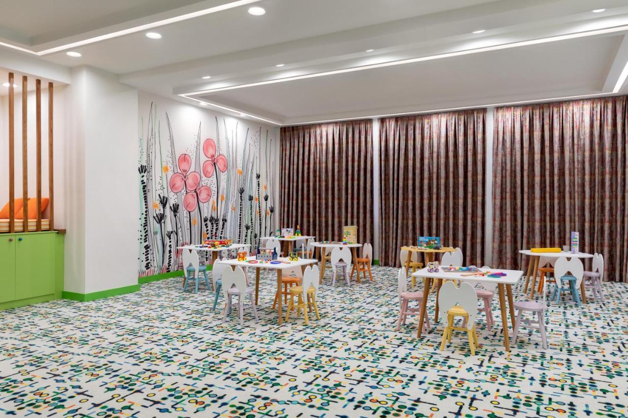 Отель Wyndham Бухара Экстерьер фото