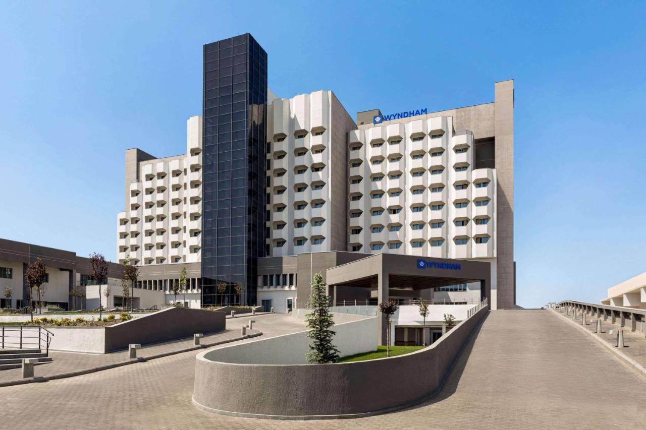 Отель Wyndham Бухара Экстерьер фото