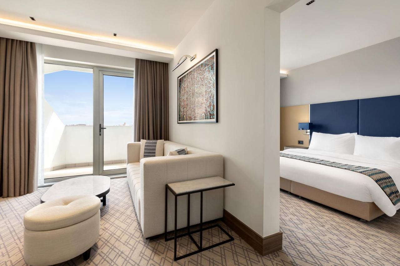 Отель Wyndham Бухара Экстерьер фото